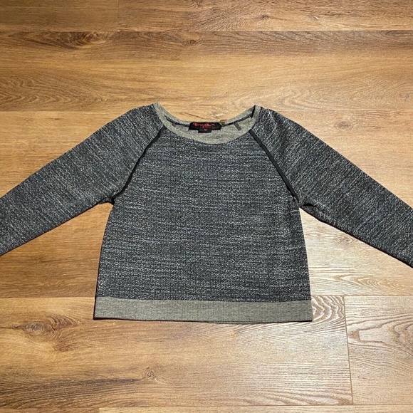 ALICE AND OLIVIA S SMALL 4-6 GREEN CREW NECK SWEATER 100% LEATHER ELBOW PATCH - Picture 5 of 13